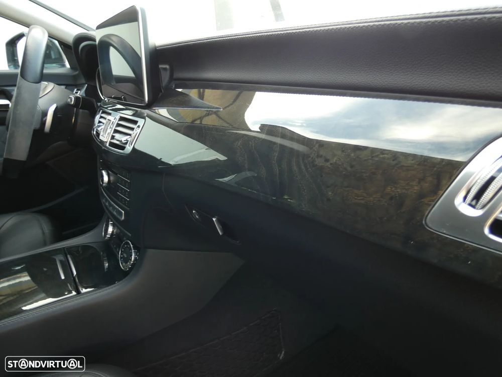 Mercedes-Benz CLS 250 CDI DPF BlueEFFICIENCY 7G-T Edition 1 - 25