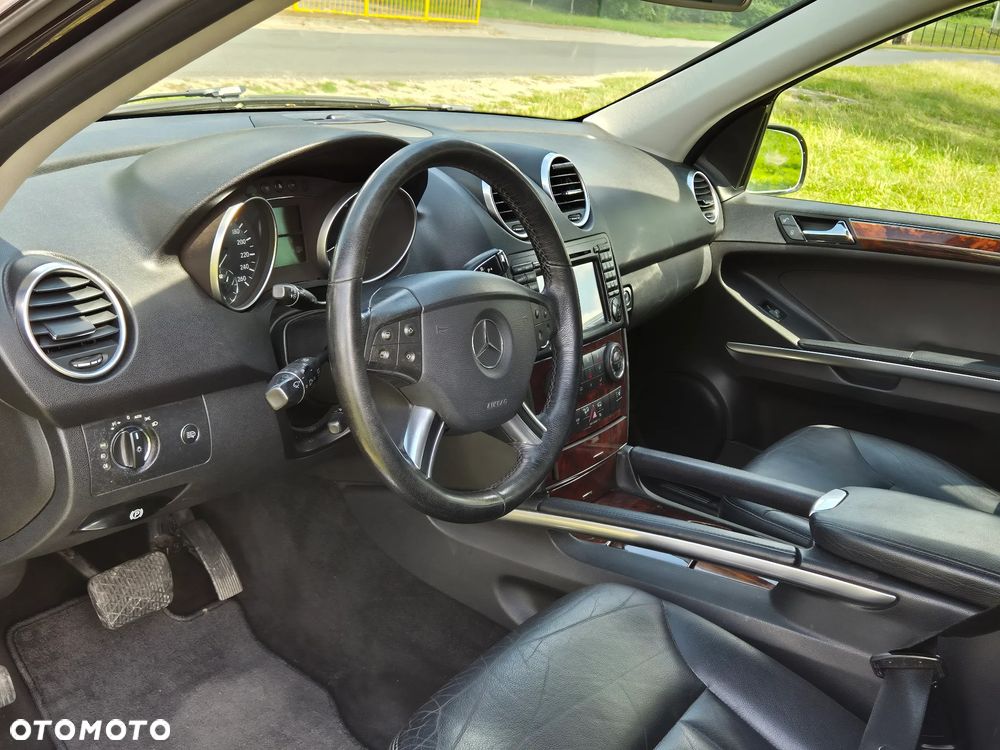 Mercedes-Benz ML 350 4Matic 7G-TRONIC - 33