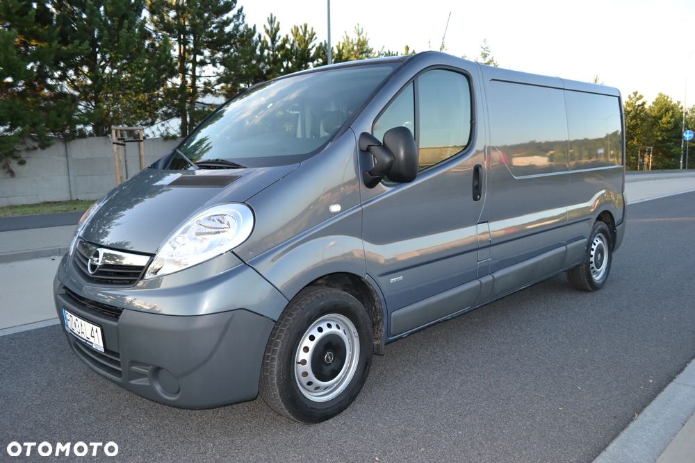 Opel Vivaro - 2