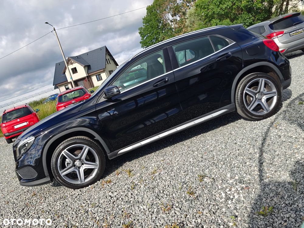 Mercedes-Benz GLA 200 AMG Line - 6