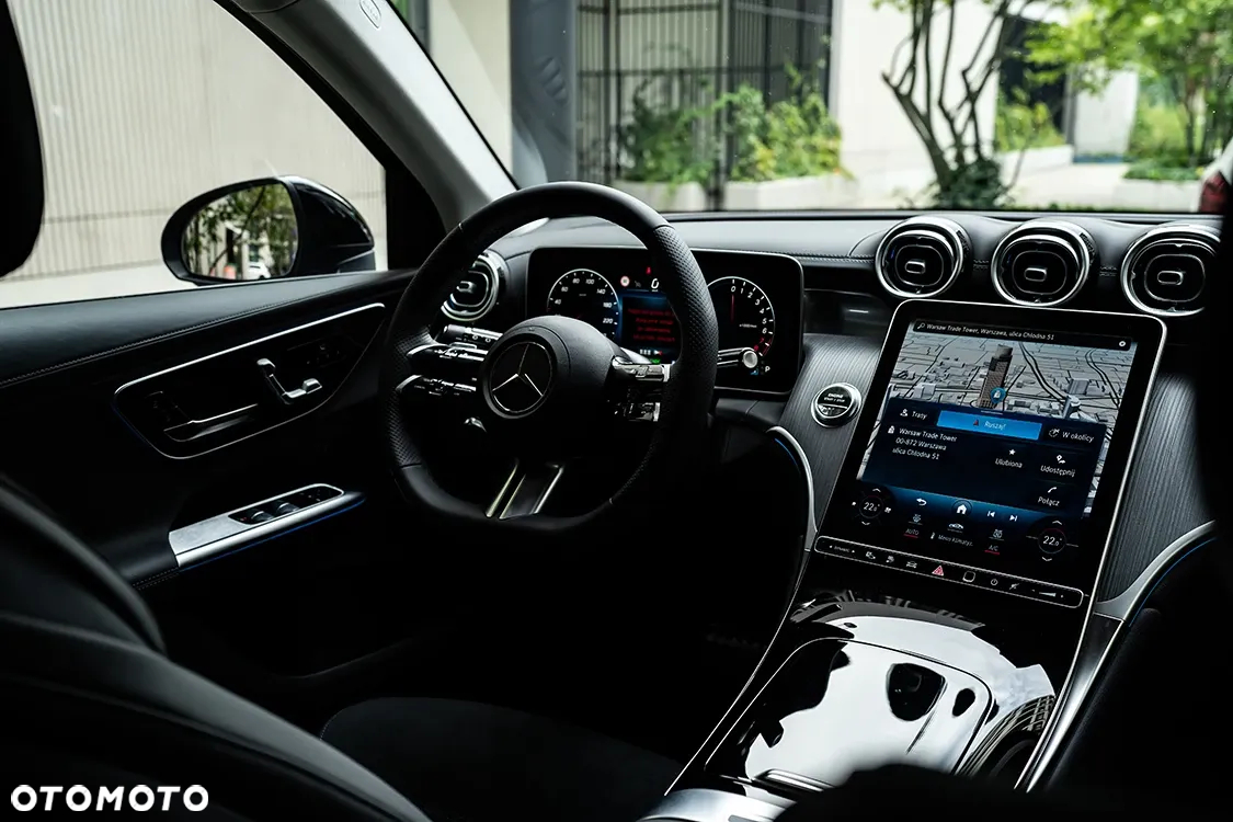 Mercedes-Benz GLC 300 e 4-Matic AMG Line - 18
