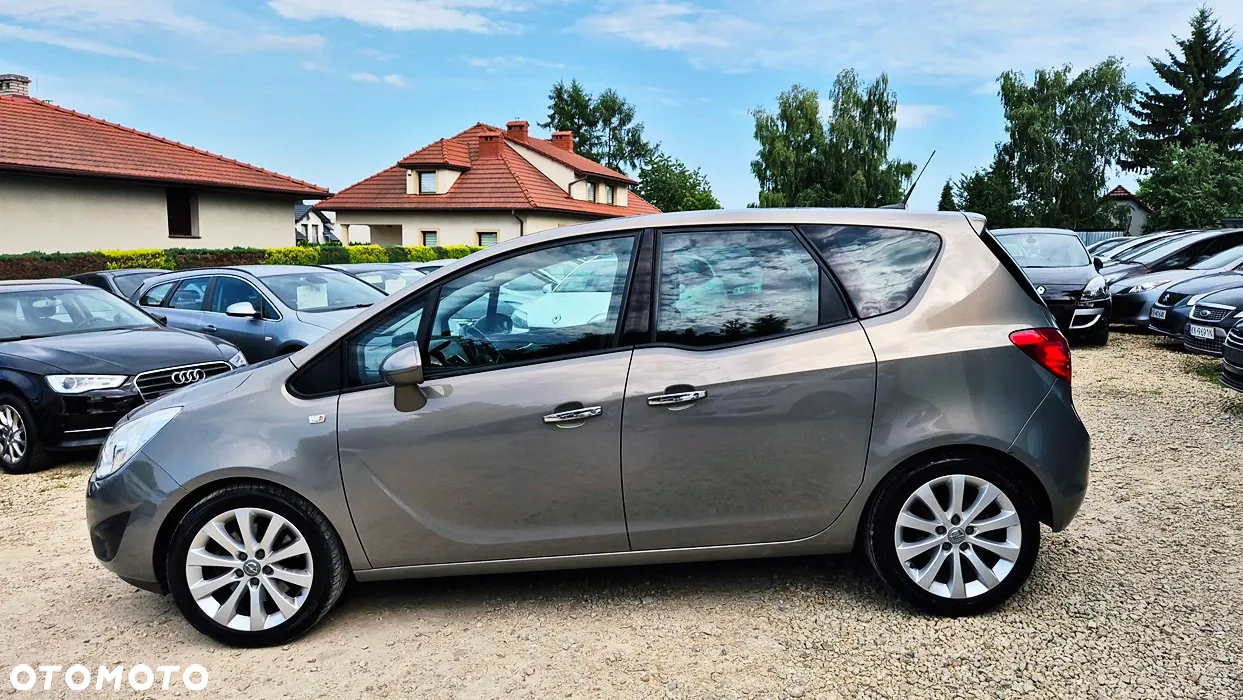 Opel Meriva 1.4 T Cosmo - 24