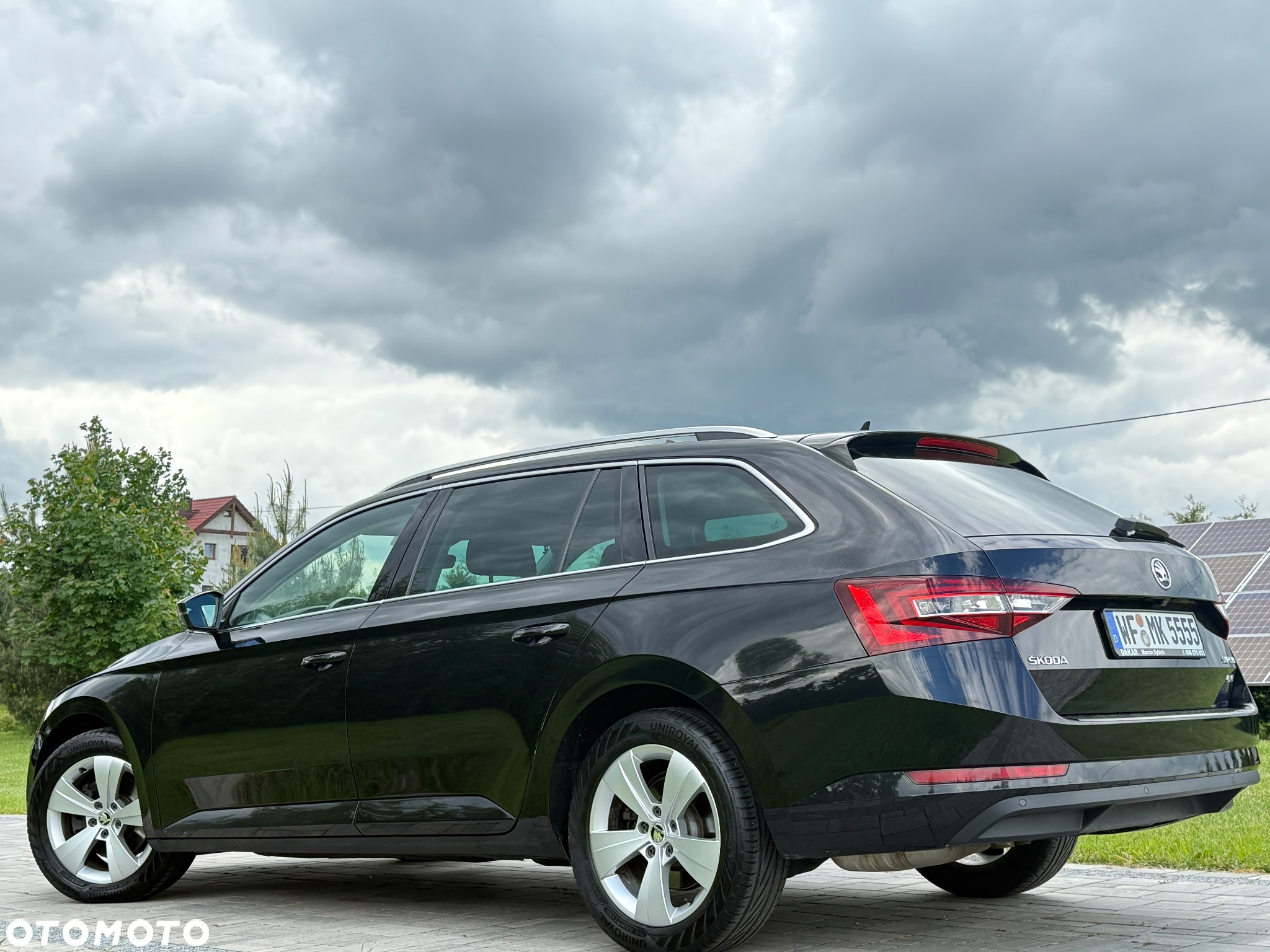Skoda Superb 2.0 TDI 4x4 Active DSG - 3