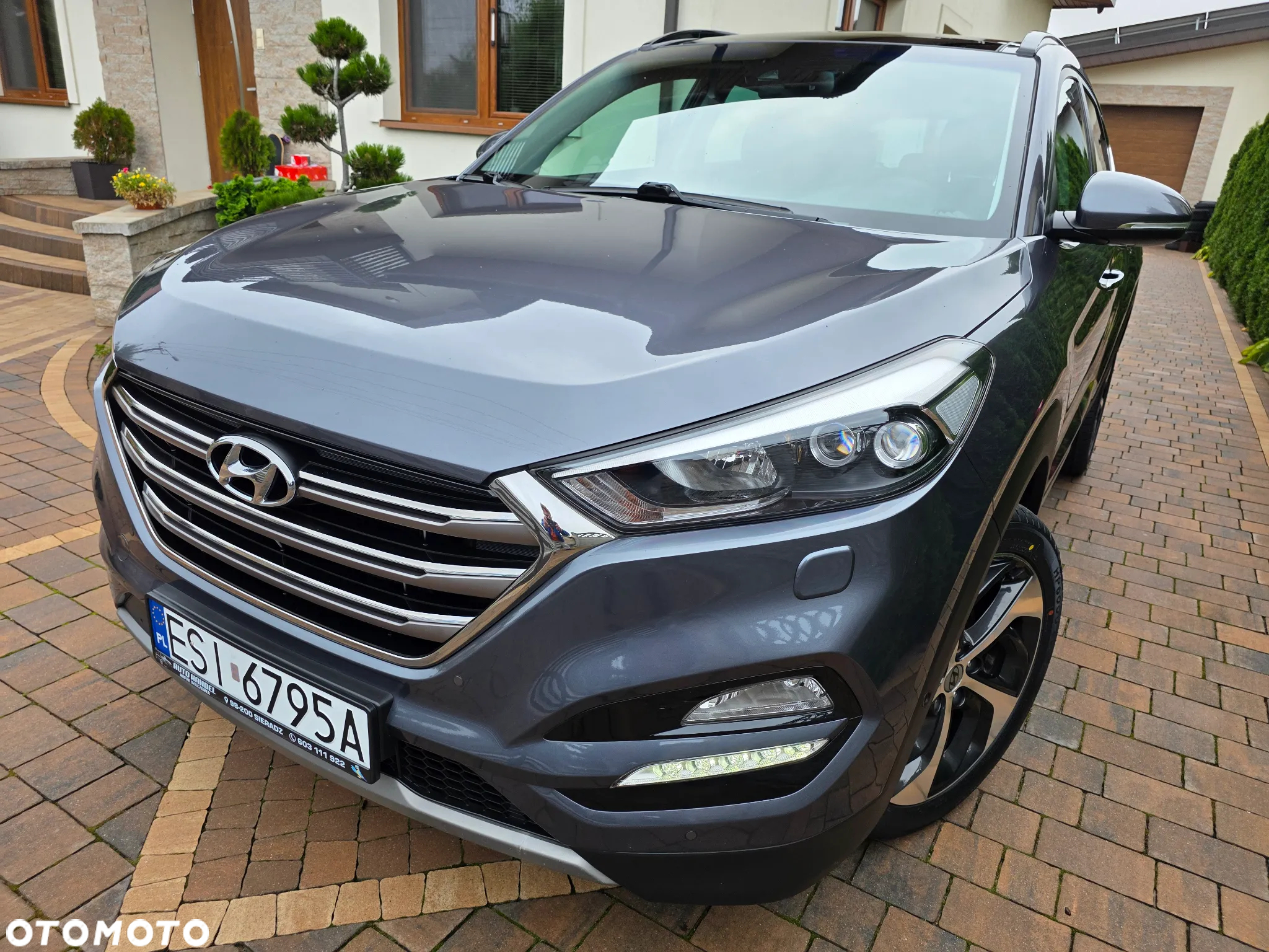 Hyundai Tucson 1.7 CRDI BlueDrive Premium 2WD DCT - 2