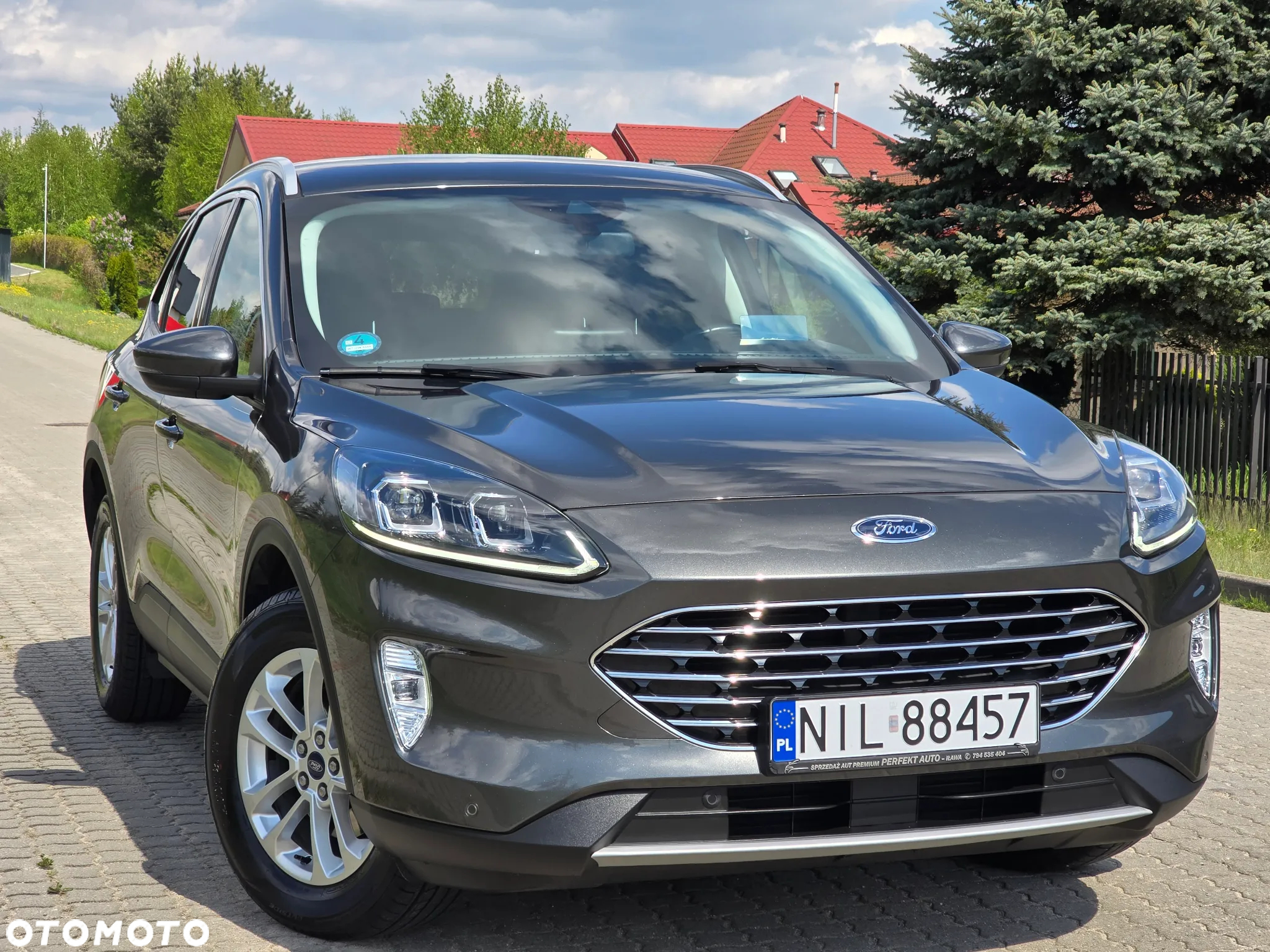 Ford Kuga 2.0 EcoBlue Hybrid TITANIUM - 32