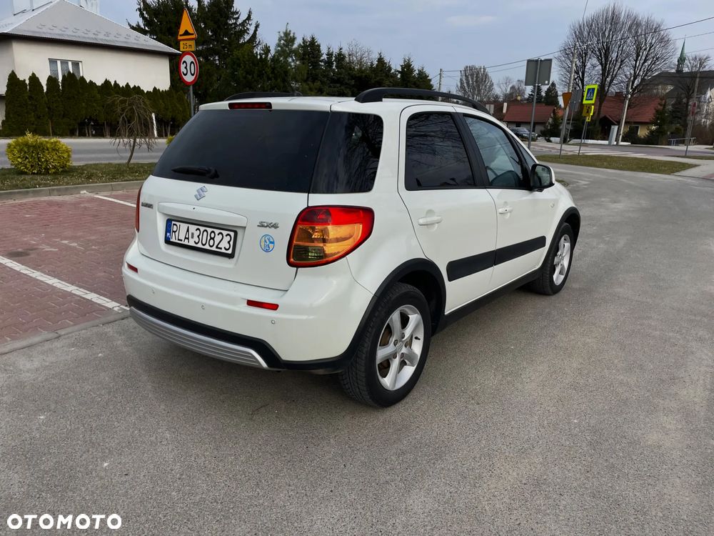 Suzuki SX4 1.6 VVT 4x2 Comfort Dance - 5