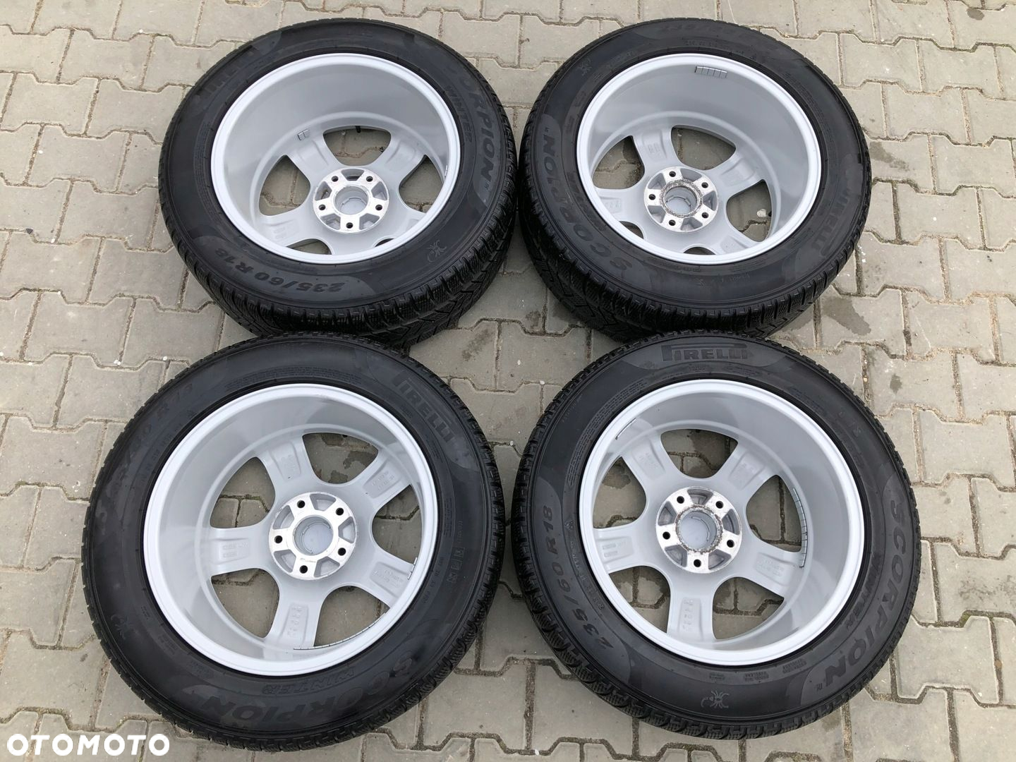 KOŁA Q7 TOUAREG CAYENNE 235/60/R18 PIRELLI RIAL - 13