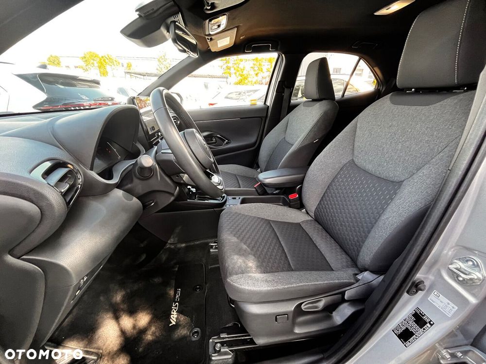Toyota Yaris Cross Hybrid 1.5 Style - 25