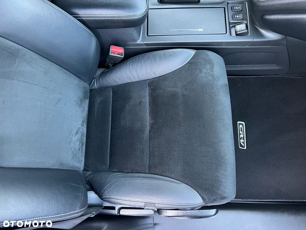 Honda CR-V 2.0i-VTEC 4WD Automatik Lifestyle - 32