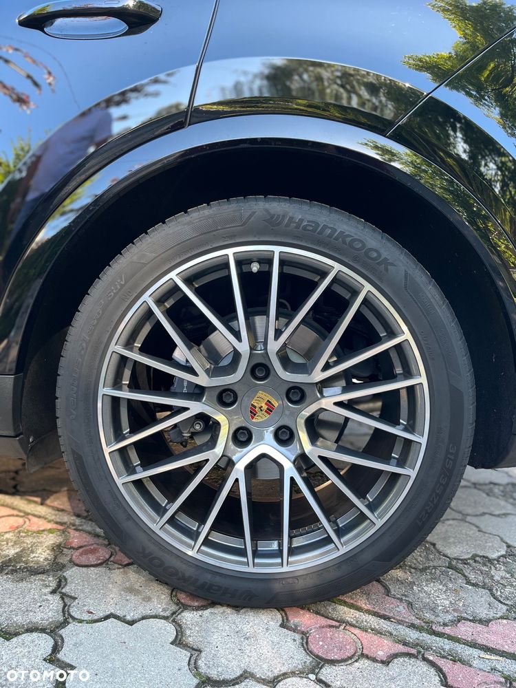 Porsche Cayenne Standard - 9