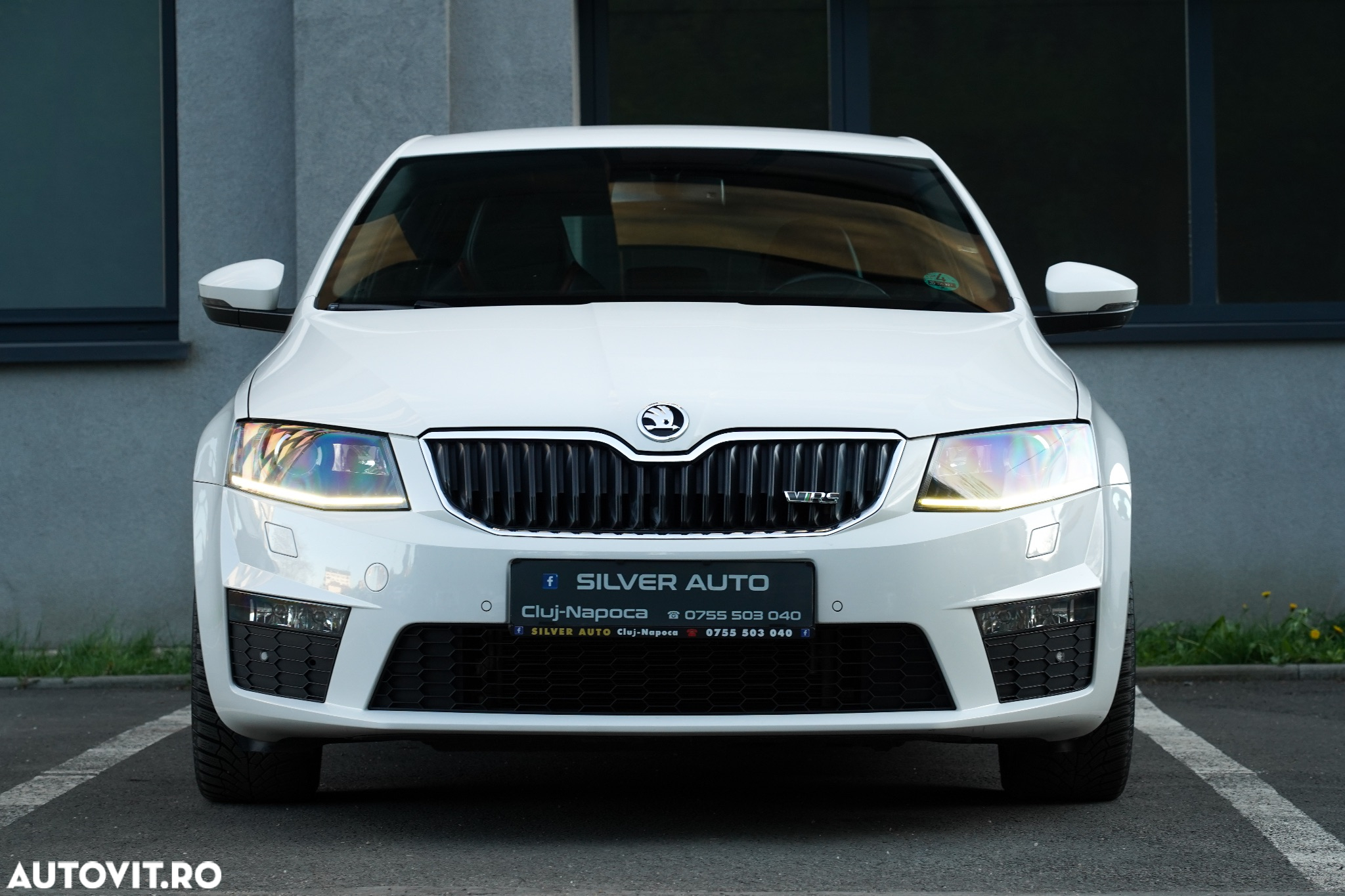 Skoda Octavia 2.0 TDI DSG RS - 25