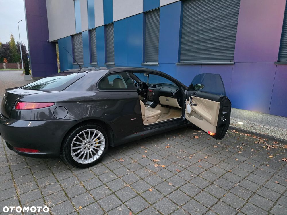 Alfa Romeo GT - 18
