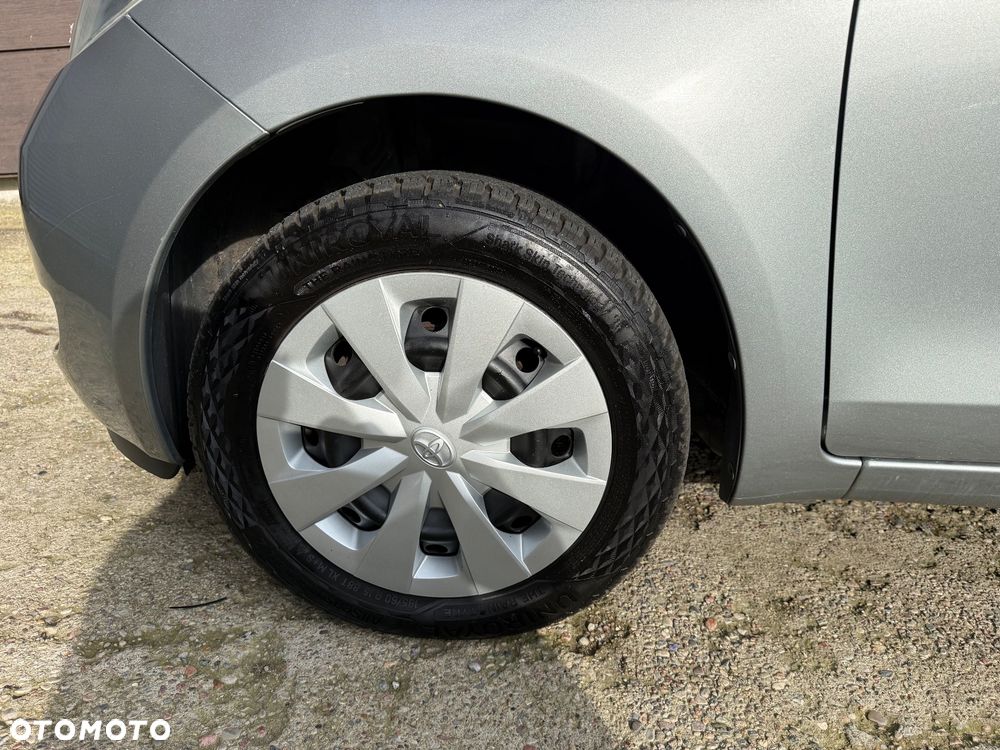 Toyota Yaris 1.0 Luna A/C - 31