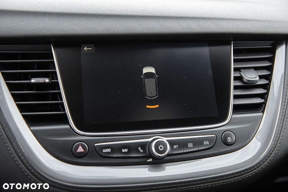 Opel Grandland X 1.2 Start/Stop Business Edition - 22
