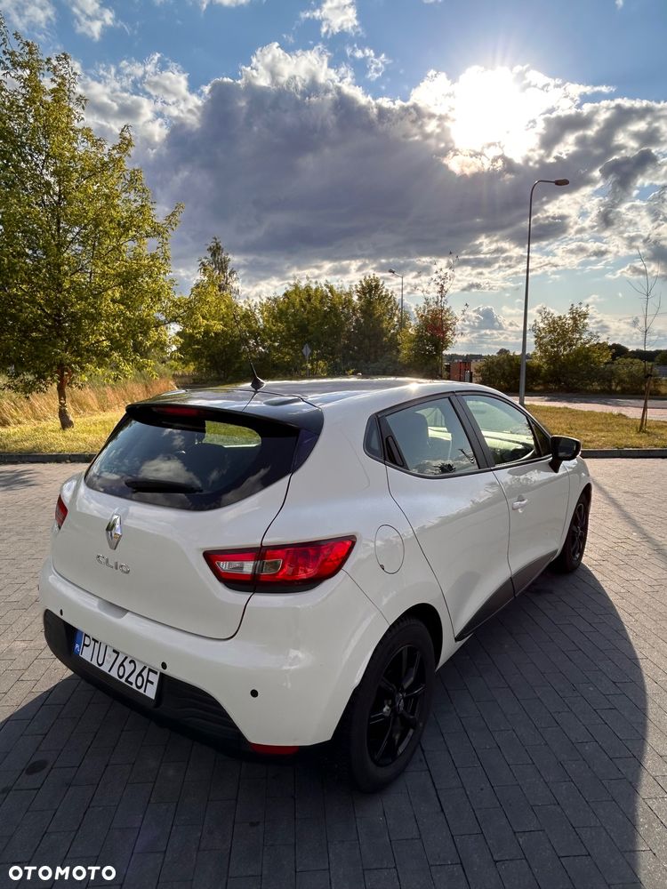 Renault Clio 1.2 16V Life - 6