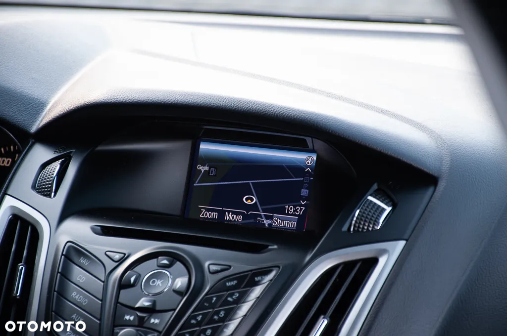 Ford Focus 1.0 EcoBoost Hybrid ACTIVE - 7