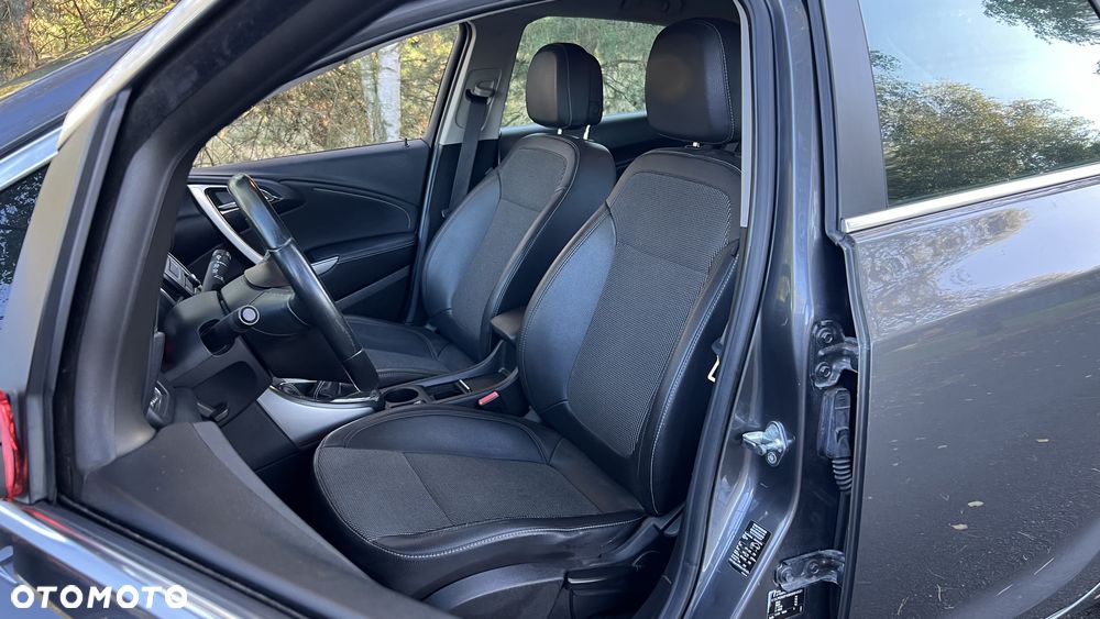Opel Astra IV 1.7 CDTI Cosmo - 5