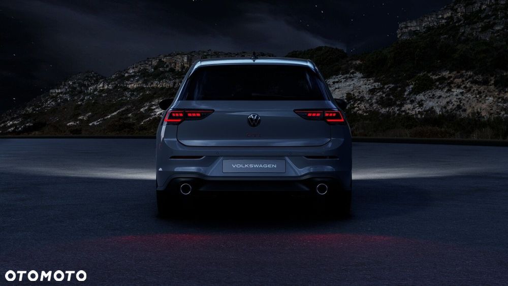 Volkswagen Golf - 13