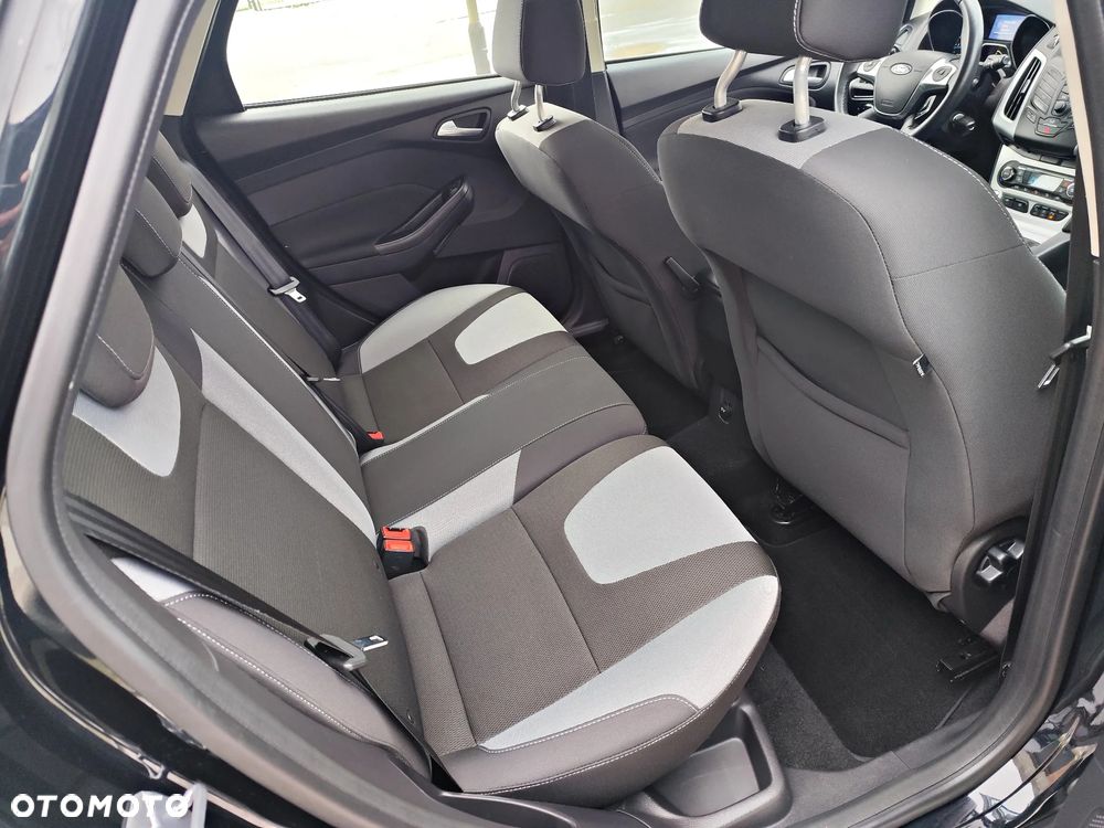 Ford Focus 1.6 TDCi DPF Champions Edition - 29