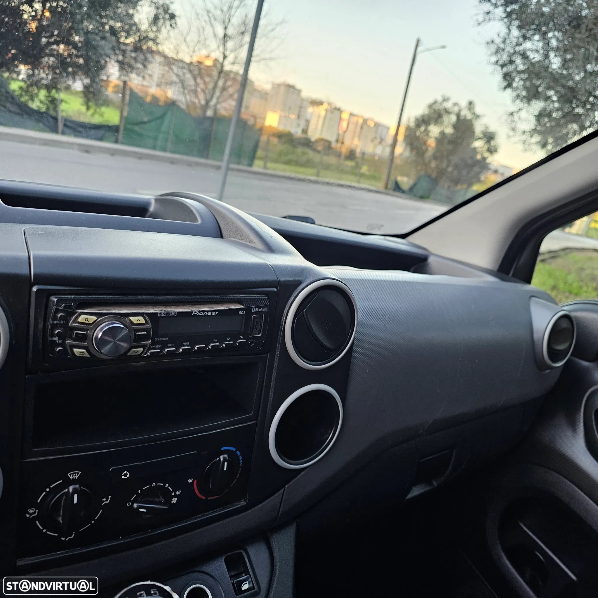 Citroën Berlingo 3LUG XL Longa - 10