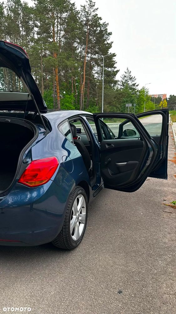 Opel Astra 1.6 Style - 8