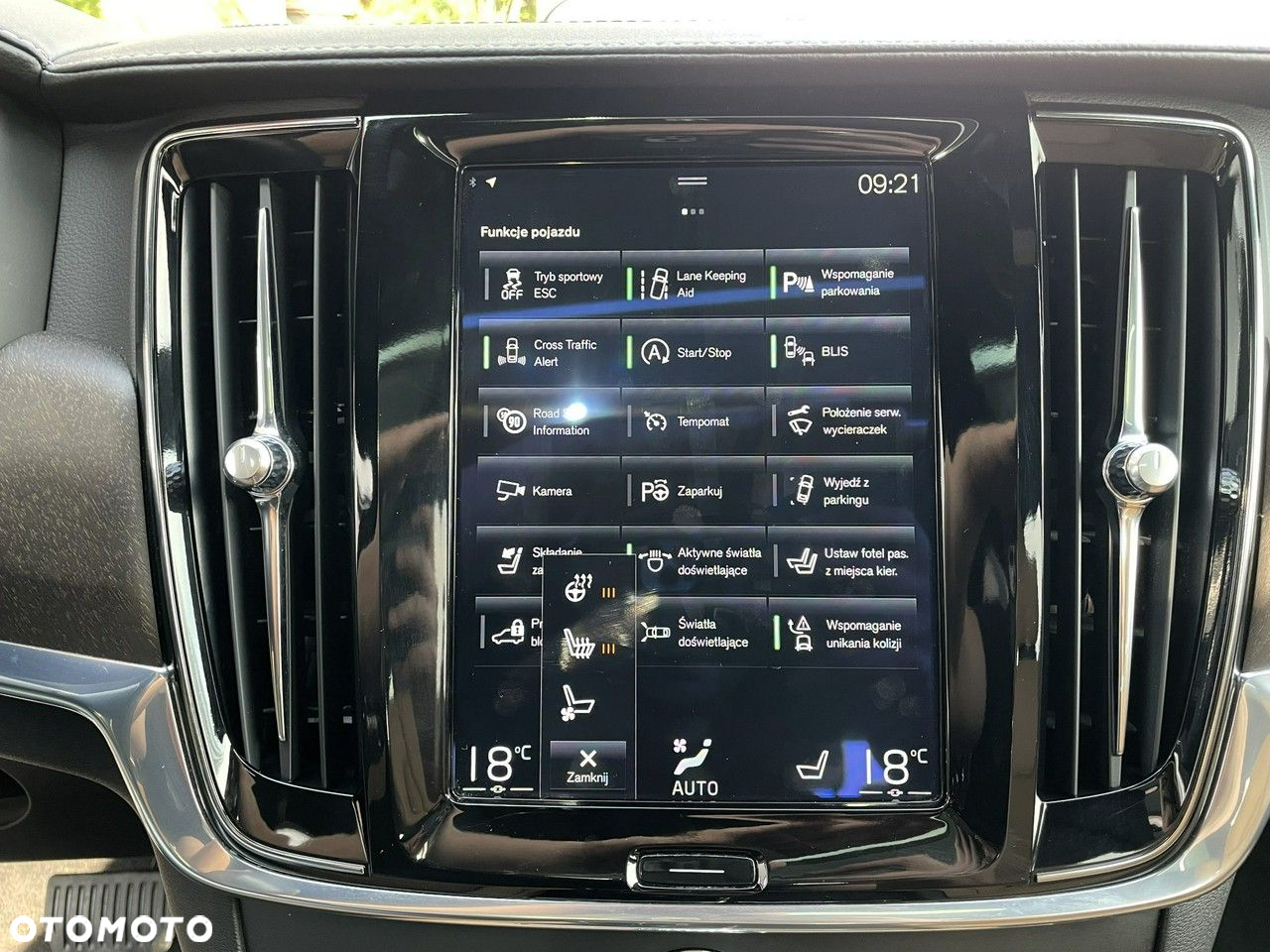 Volvo V90 Cross Country T6 AWD - 21