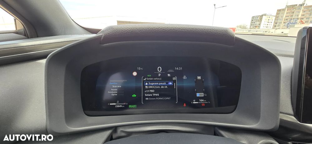 Toyota C-HR 1.8 Hybrid Team Deutschland - 23