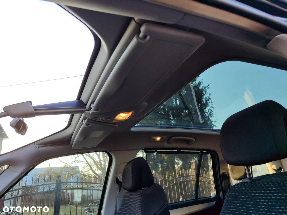 Citroën C4 Picasso 1.8i Impress - 11