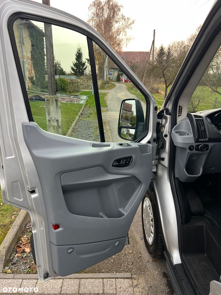 Ford Transit - 28