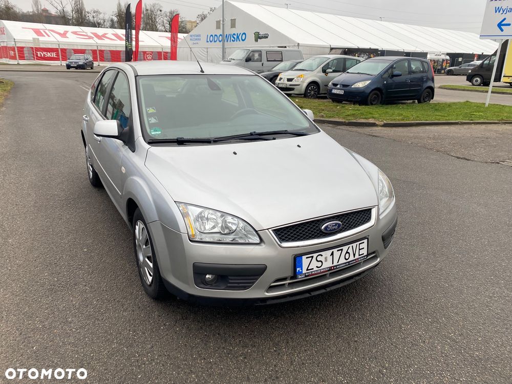 Ford Focus 1.6 Ti-VCT Titanium - 5