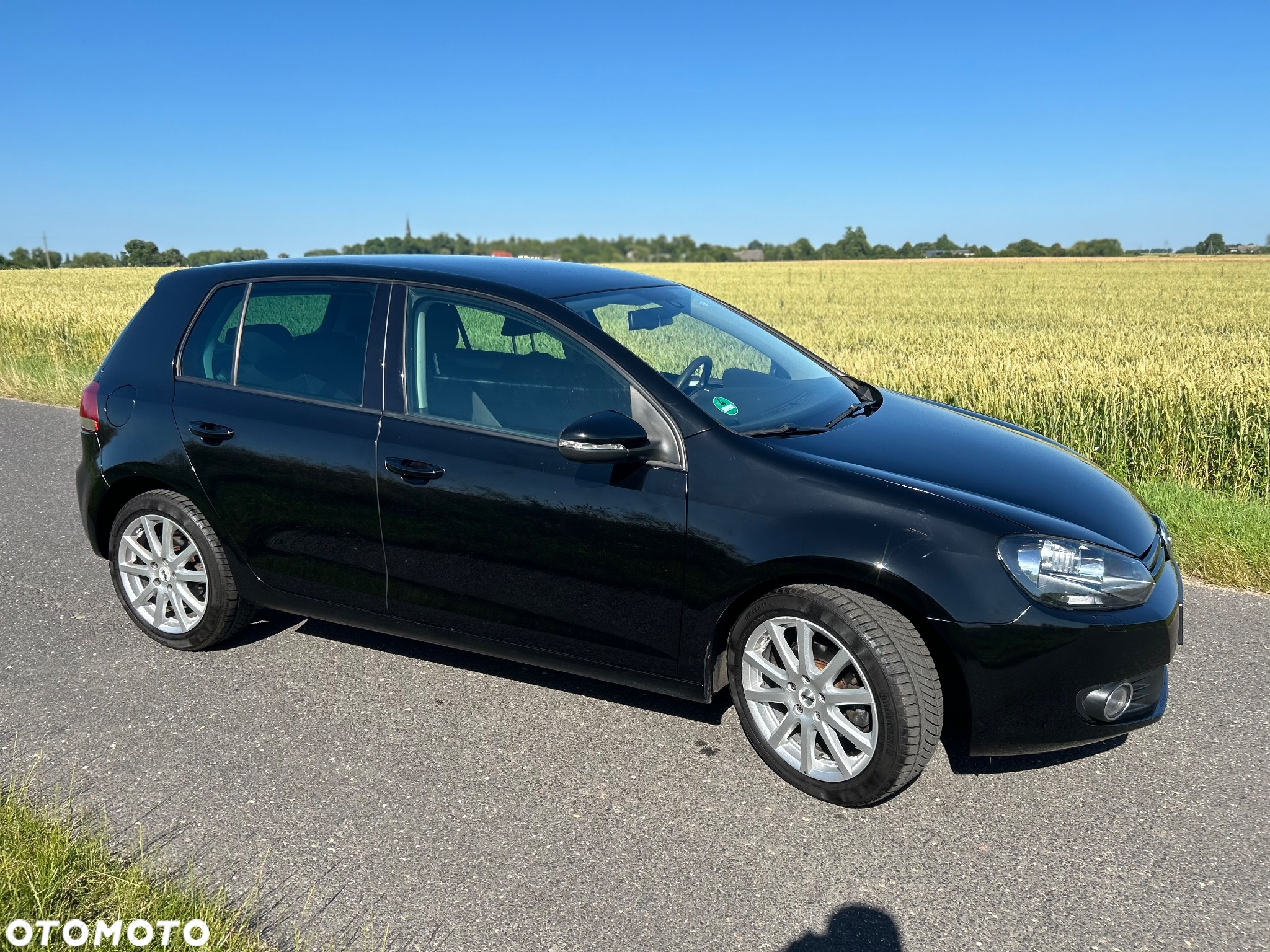 Volkswagen Golf - 6