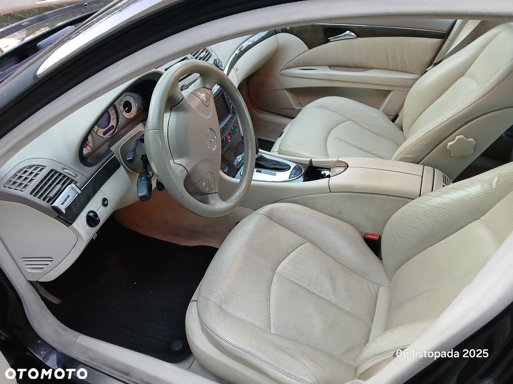 Mercedes-Benz Klasa E 500 Avantgarde - 21