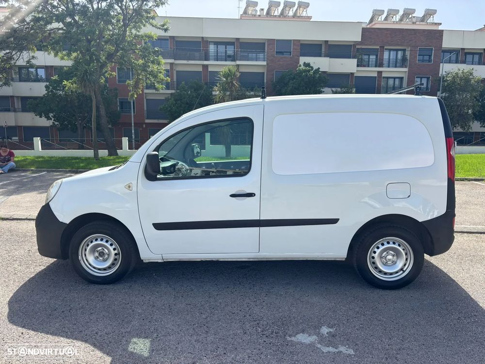 Renault Kangoo 1.5 dCI 86cv - 2 LUG - 17