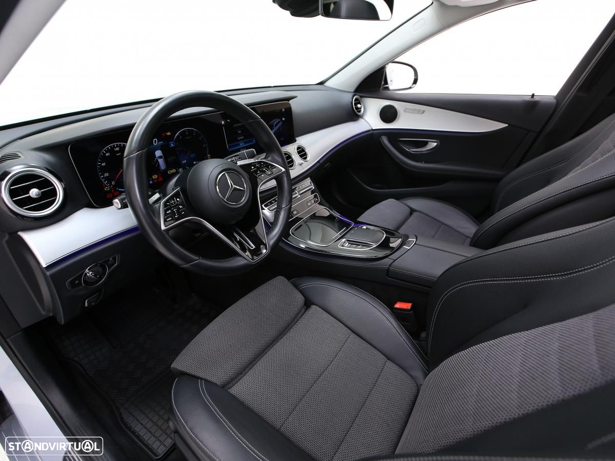 Mercedes-Benz E 300 de 4Matic T 9G-TRONIC AMG Line - 7