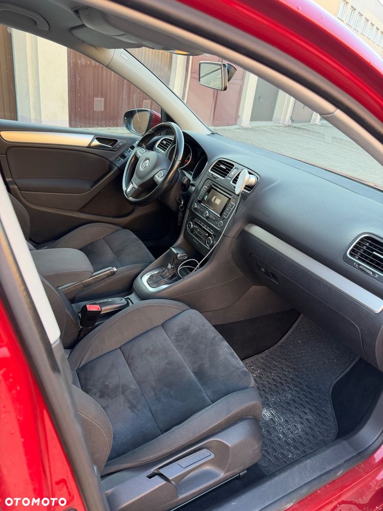 Volkswagen Golf - 8