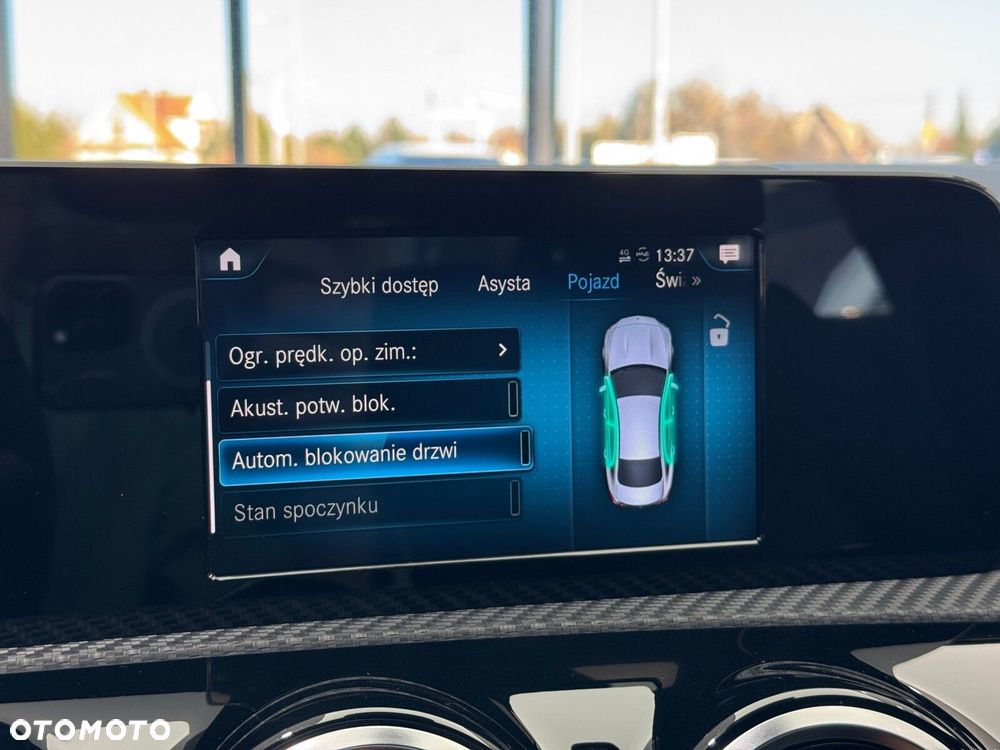 Mercedes-Benz CLA - 30