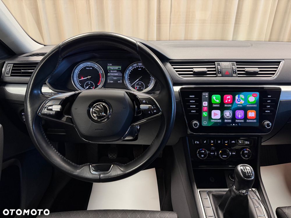 Skoda Superb 1.5 TSI Ambition - 10