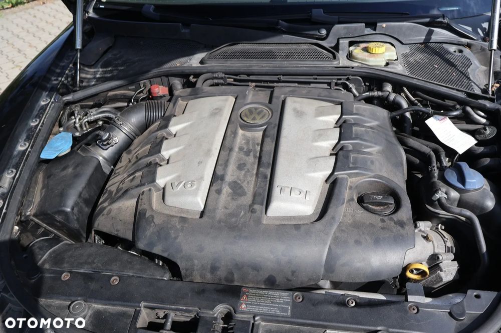 Volkswagen Phaeton 3.0 V6 TDI 4Mot (5 os.) - 17