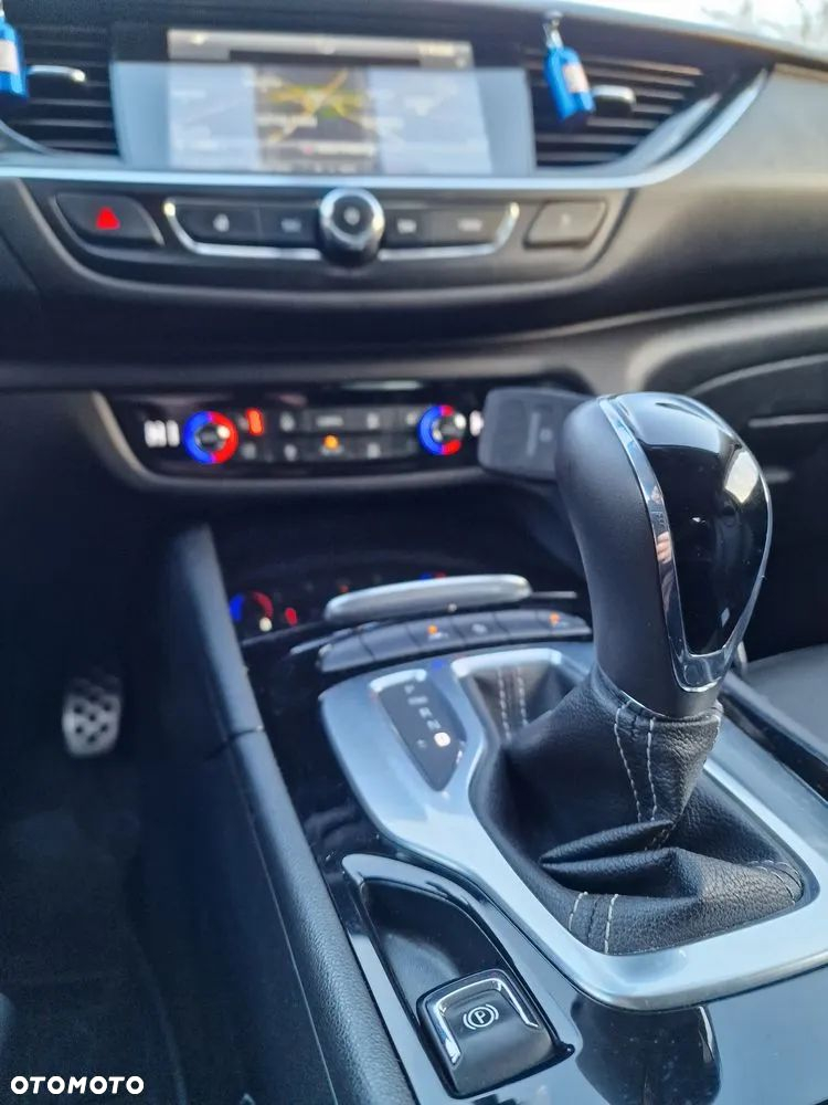 Opel Insignia 1.6 CDTI Exclusive S&S - 25