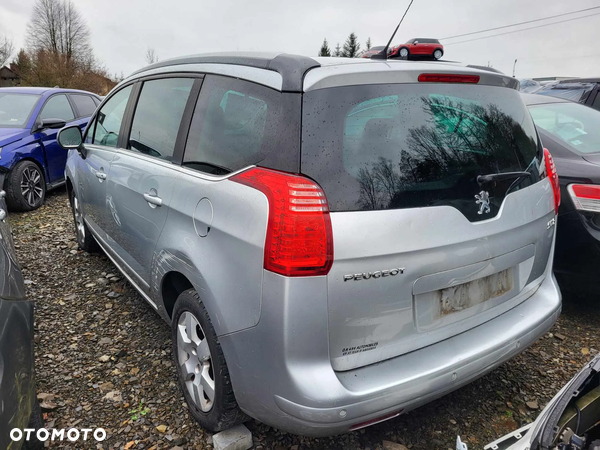 Peugeot 5008 1.6 HDi Family 7os