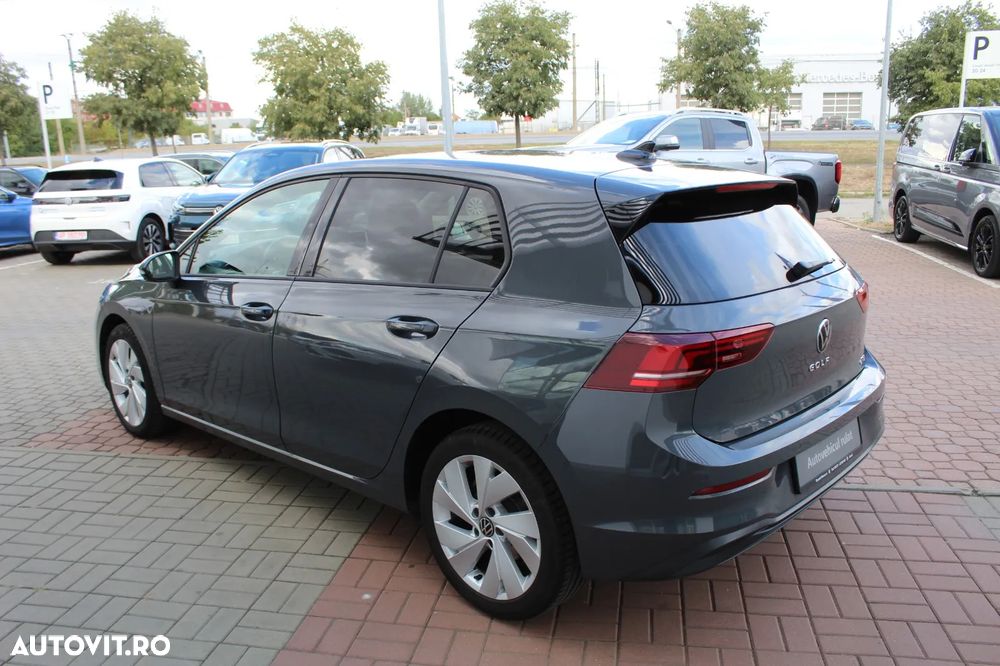 Volkswagen Golf - 6