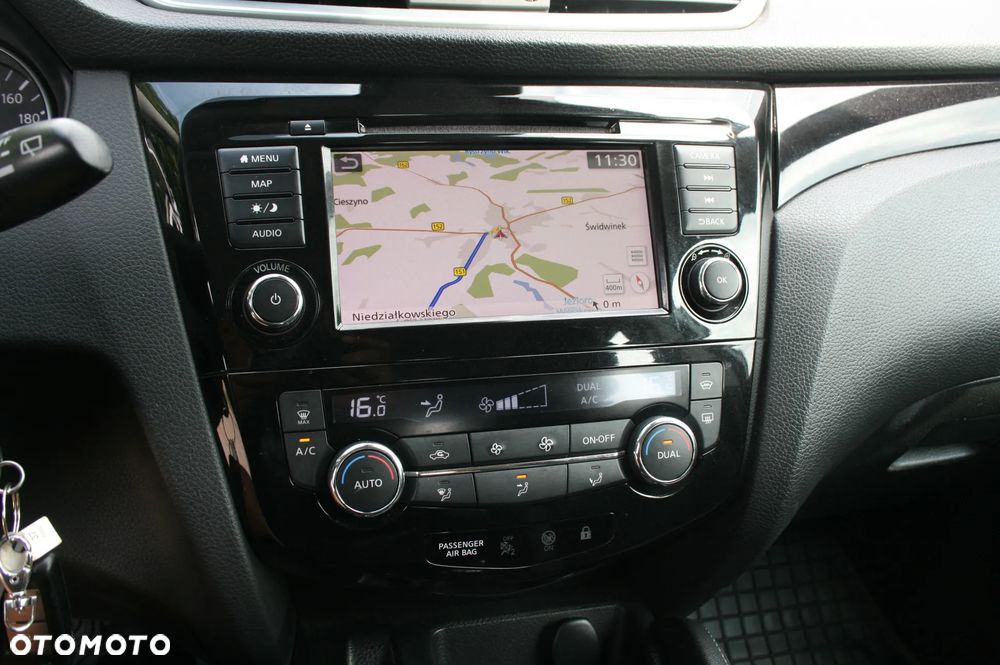 Nissan Qashqai 1.3 DIG-T Acenta - 24