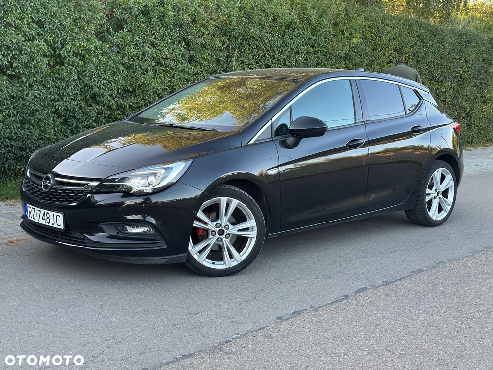 Opel Astra 1.4 T Cosmo S&S - 4