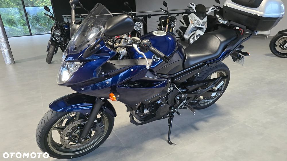 Yamaha XJ - 2