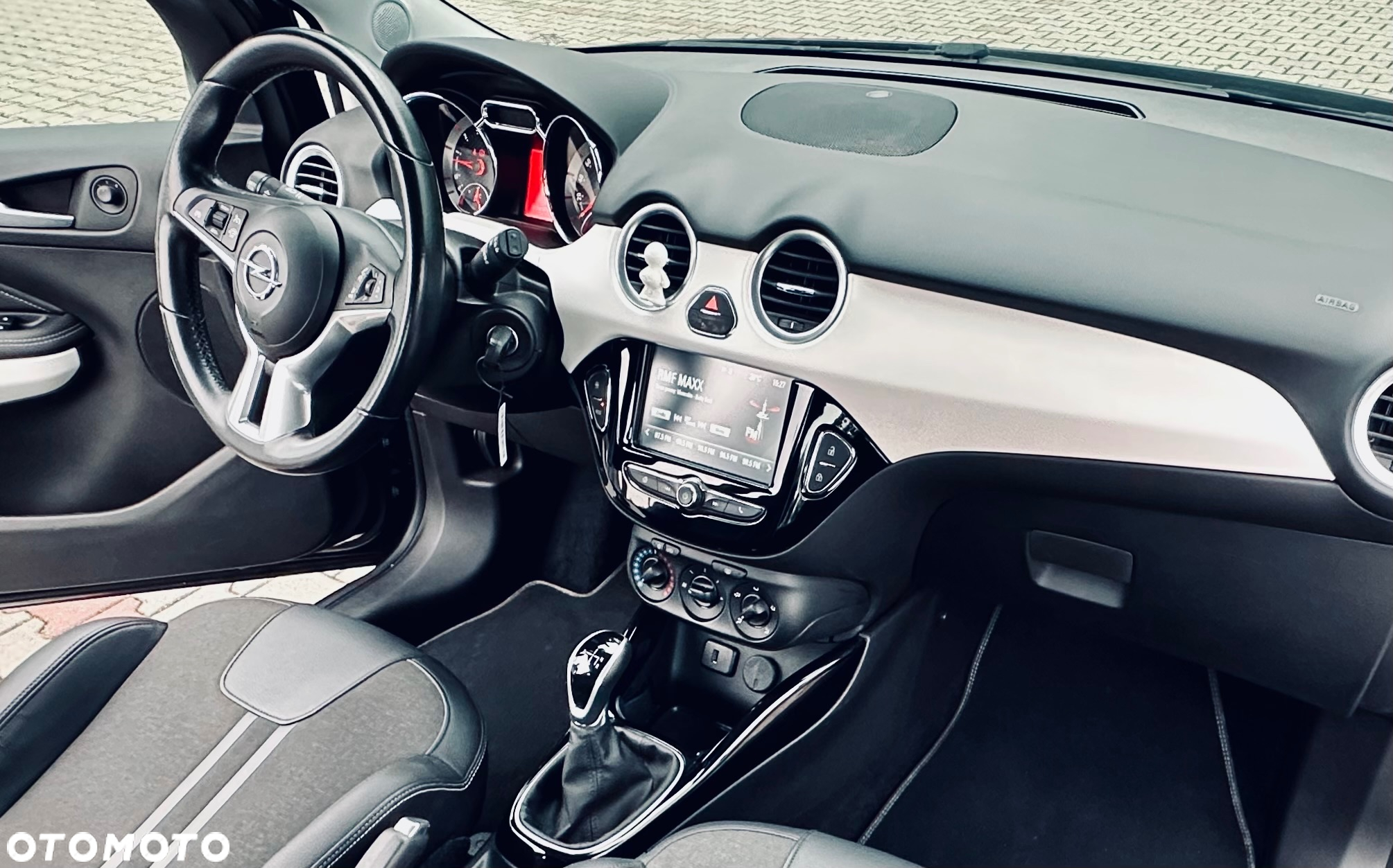 Opel Adam 1.4 Rocks Easytronic S&S - 26