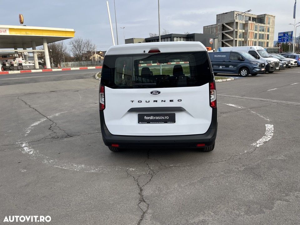 Ford Tourneo Courier - 7