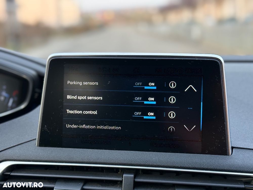 Peugeot 3008 PureTech 130 Stop & Start GPF Active Pack - 27