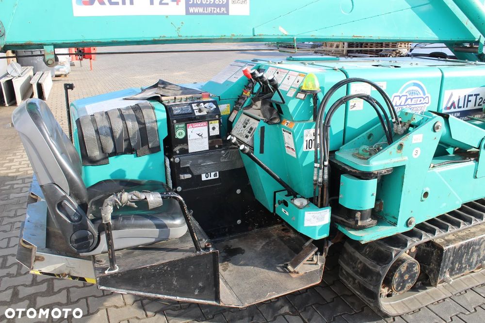 Maeda MC 405 CRME - 13
