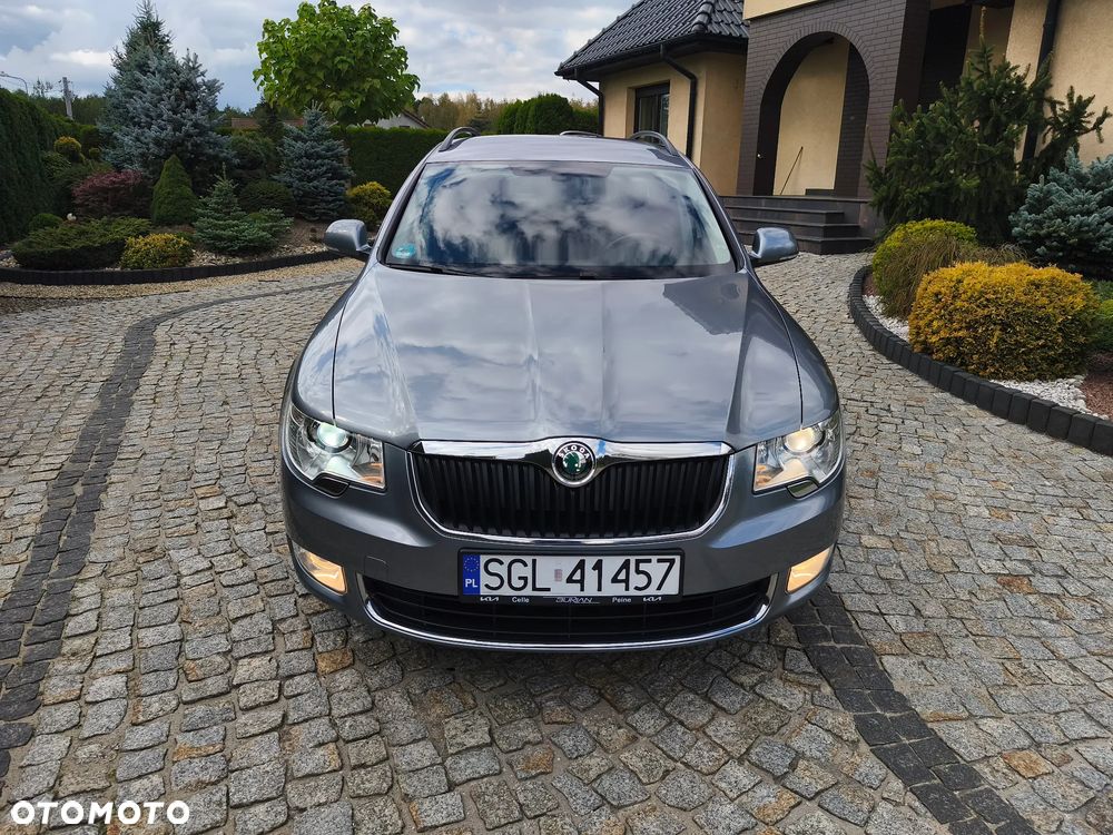 Skoda Superb 1.8 TSI FAMILY - 17