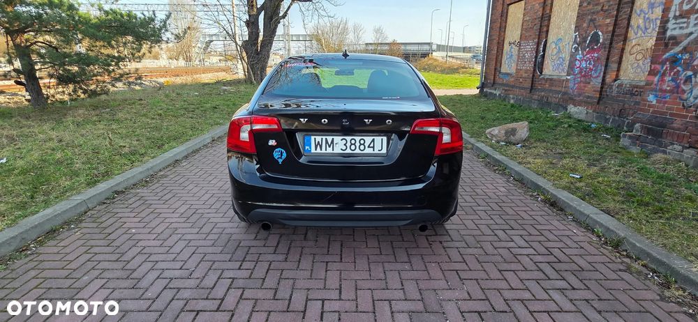 Volvo S60 - 4